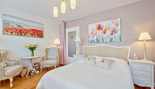 Double Room (La Romance)