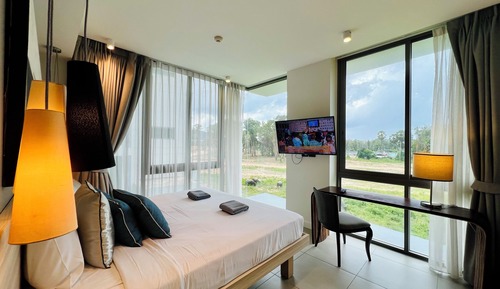 2 Bedrooms Superior with Tropical view