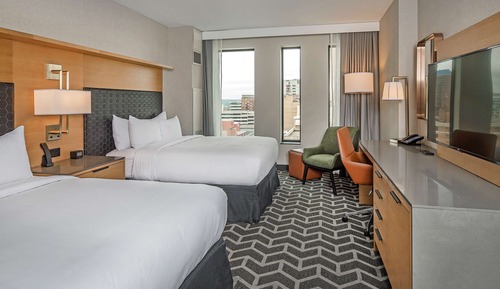 Room, 2 Queen Beds, Accessible, Bathtub (Mobility & Hearing)