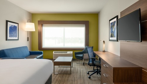 Suite, 1 King Bed, Accessible (Communication)