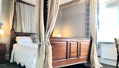 Superior Double Room, Ensuite (4 Poster)