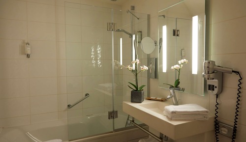 Standard Room, 1 Double Bed, Courtyard View