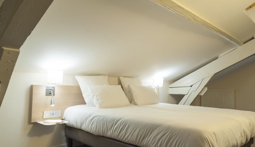 Chambre Simple Grand Lit