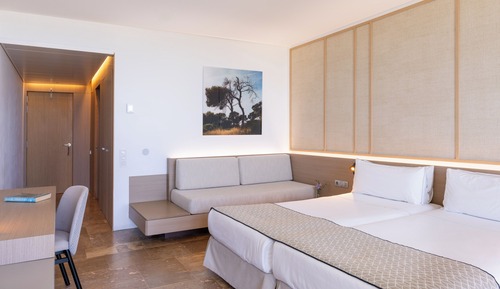 Standard Twin Room (with Extra Bed, 2Adults + 1Child)