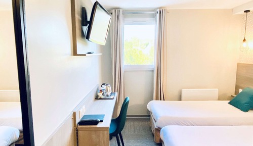 Classic Room, 2 Twin Beds, Non Smoking, Bathtub