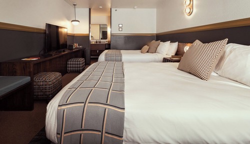 Room, 2 Queen Beds (Walk Up)