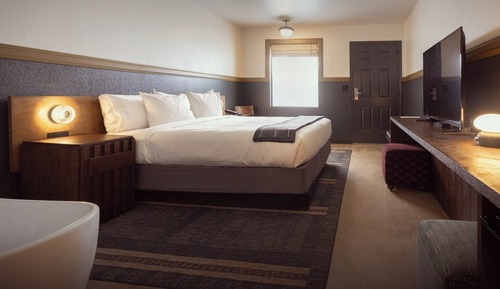 Suite, 1 King Bed (Spa)