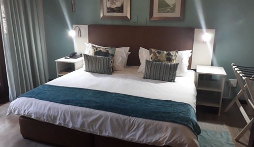 Standard Room (King)