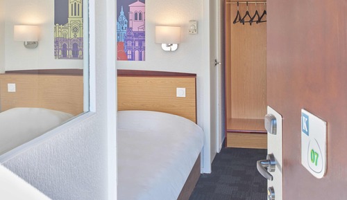 Standard Room, 2 Twin Beds