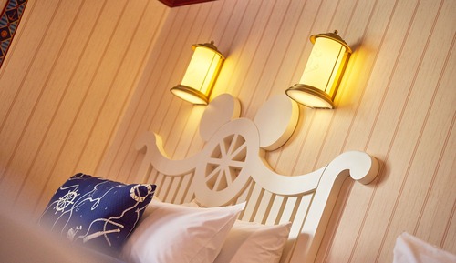 Superior Room, Lake View