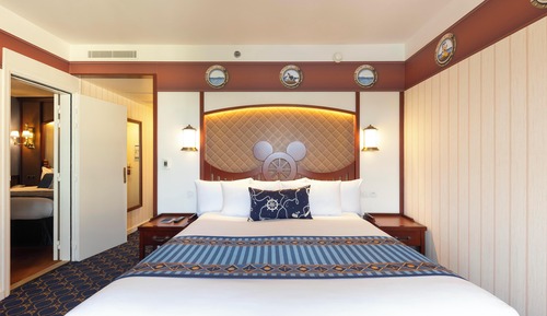 Compass Club Room