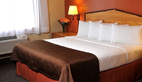 Deluxe Suite, 1 King Bed, Non Smoking