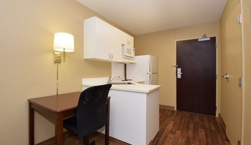 Studio, 1 Queen Bed, Non Smoking