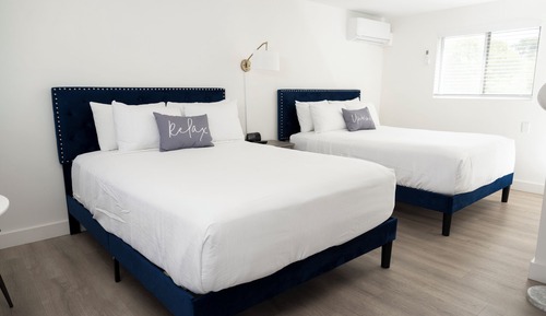 2 Double Beds, Non-Pet