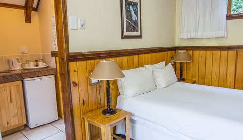 Standard Room, 1 Double Bed, Garden View