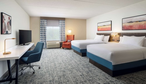 Suite, 2 Queen Beds, Accessible (Roll-In Shower)