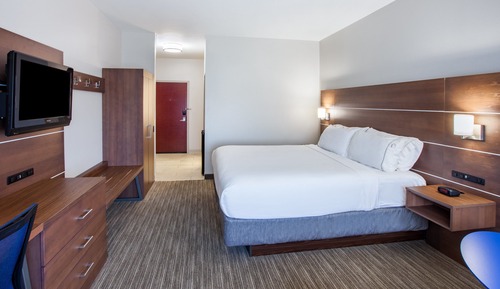 Standard Room, 1 King Bed
