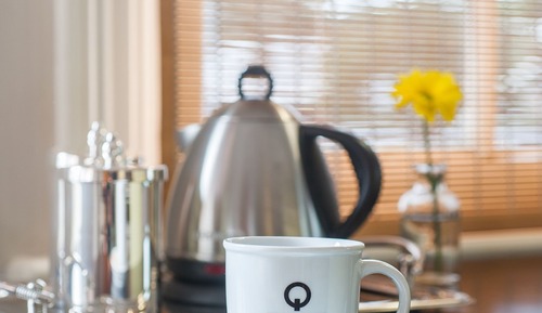 Standard Room, 1 Queen Bed