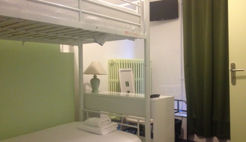 Quad Room