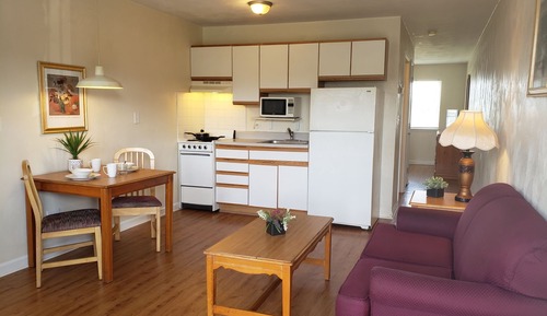 Queen Suite with Sofa Bed