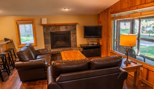 708 - 4 Bdrm Gull Haven Cabin