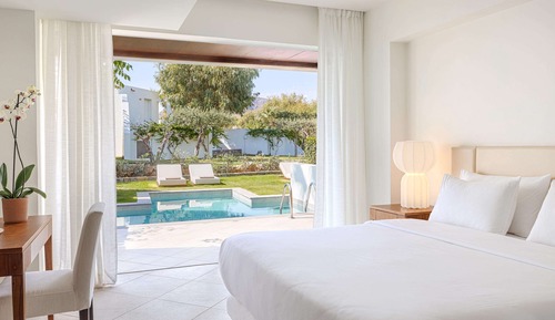 2-Bedroom Family Suite Garden View Private Pool