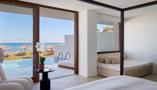 Deluxe Junior Bungalow Suite with Sea View & Private Pool