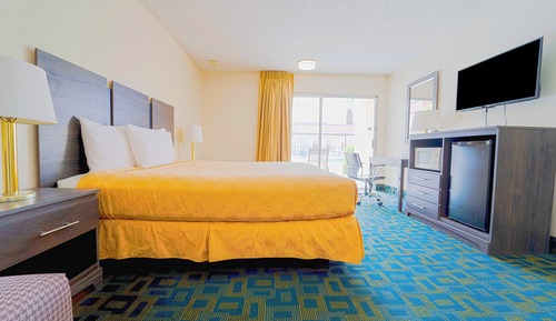 Room, 1 King Bed, Accessible