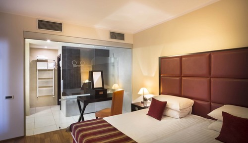 Suite for 2+2 Seaview