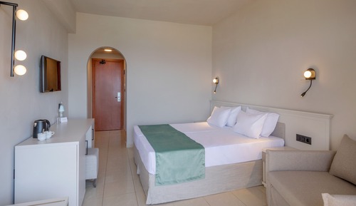 Superior Room (2+1)