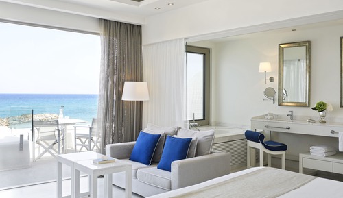 2 Bedroom Island Suite Seafront