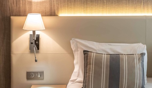 Standard Room, 1 King Bed