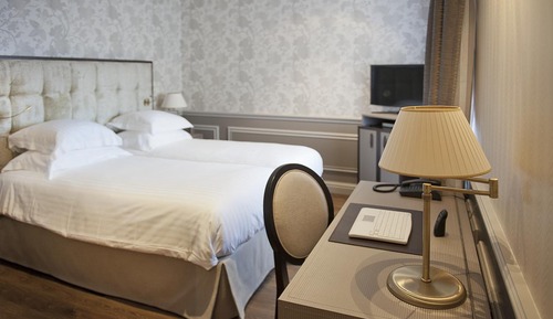 Superior Twin Room