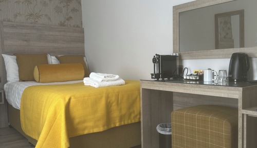 Deluxe Single Room