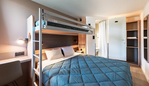 Standard Room, 3 Twin Beds
