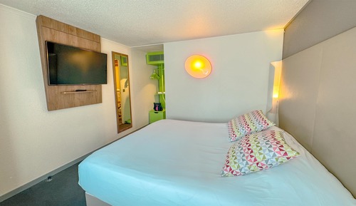 Next Generation, Room, 1 Double Bed