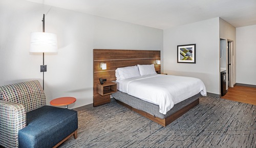 Standard Room, 1 King Bed