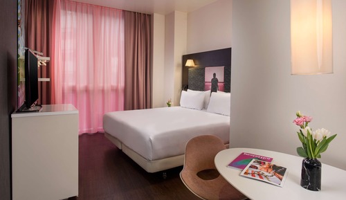 Premium Room (Nhow)