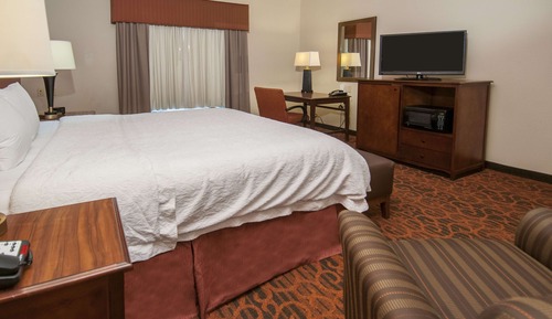 One king bed non smoking