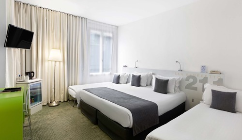 Family Room, Multiple Beds, Non Smoking