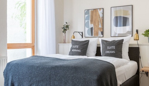 Suite with Sofa Bed