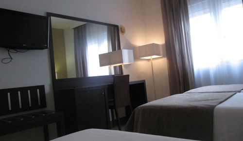 Double Room (3 pax)