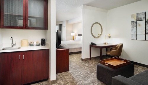 Studio, 1 King Bed with Sofa bed, Non Smoking (Mobility/Hearing Access, Roll-in Shwr)