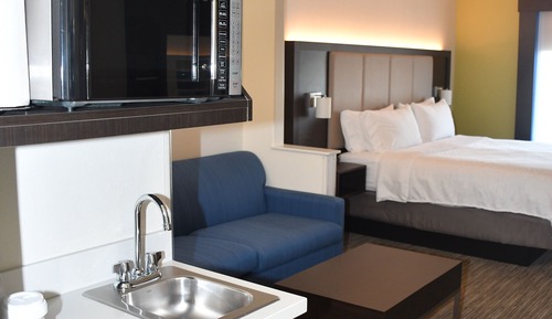 Suite, 1 King Bed