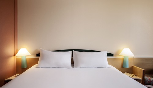 Room, Multiple Beds