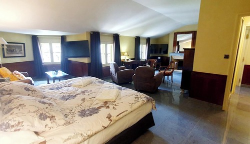 Junior Suite