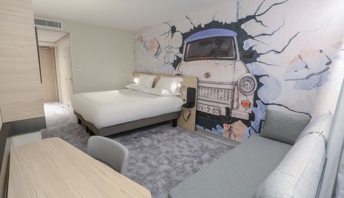 Executive Room