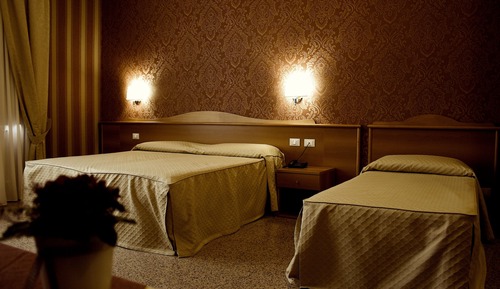 Triple Room, 1 Bedroom, Accessible, Non Smoking