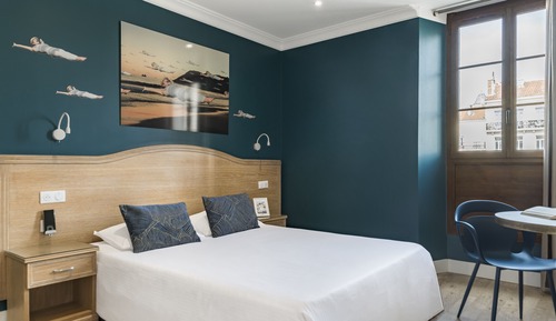 Superior Room, 1 King Bed