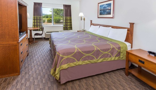 Room, 1 King Bed, Accessible, Non Smoking (Mobility Accessible)